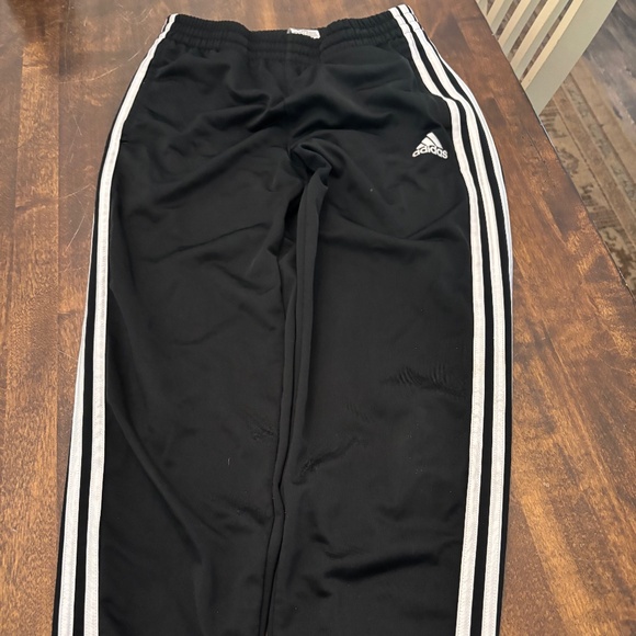 Adidas Iconic Tricot Black Track Pants Joggers Boys 14-16 Large - Picture 4 of 10